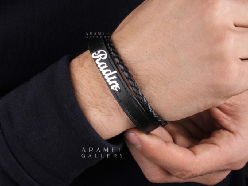 دستبند طلا در کتاب مقدس عبری